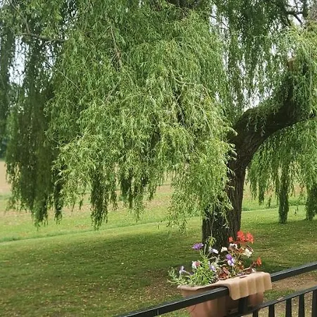 Prázdninový dům Sleeps 8 With Pool And Pet-friendly *